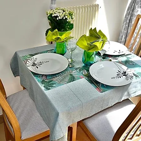 Le Jardin Paris Bed and Breakfast